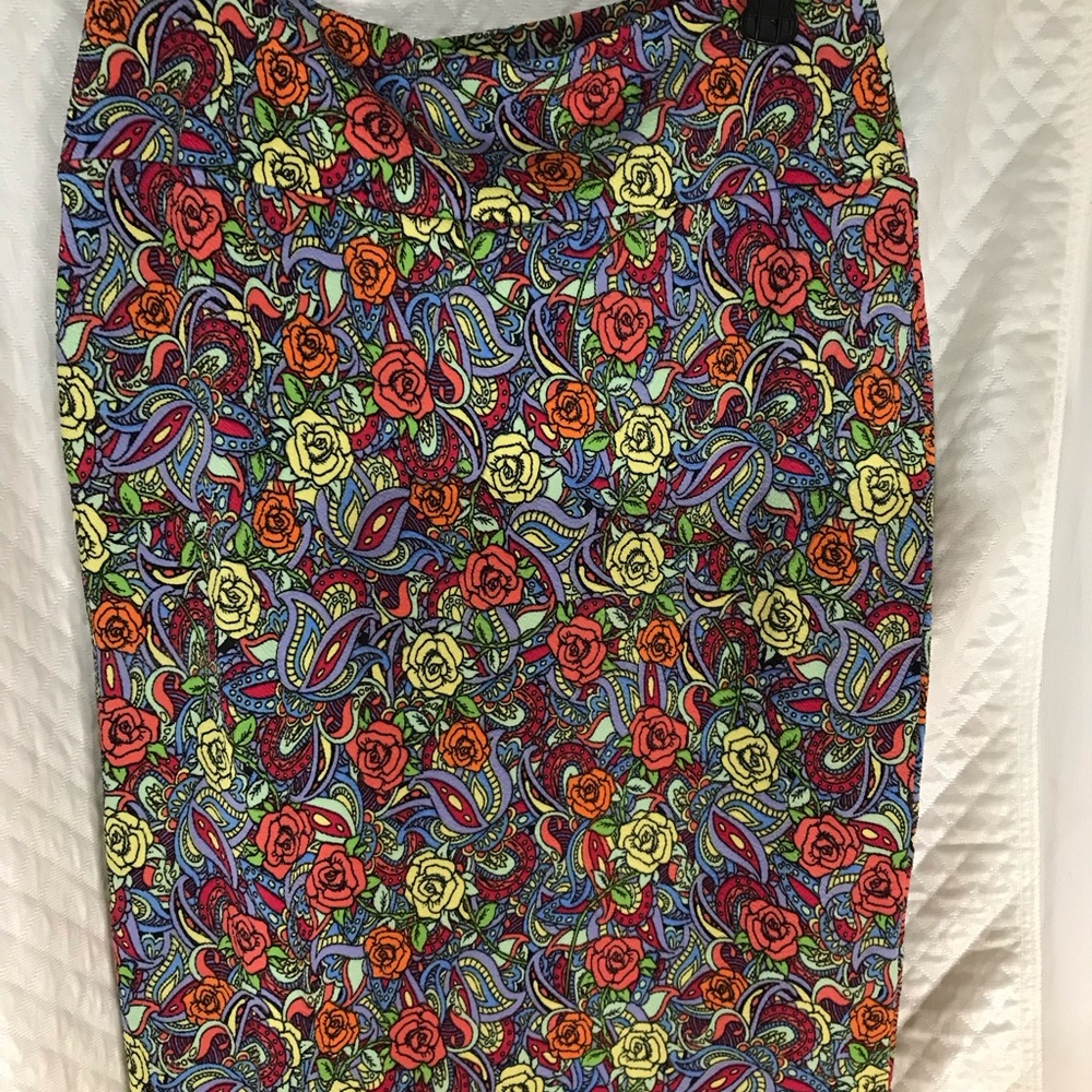 Lularoe Cassie skirt